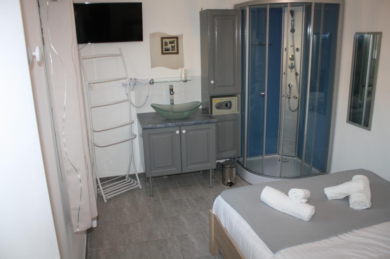 Logis Hotel Chemin Des Dames Le Relais De Fleurette Pontavert 外观 照片