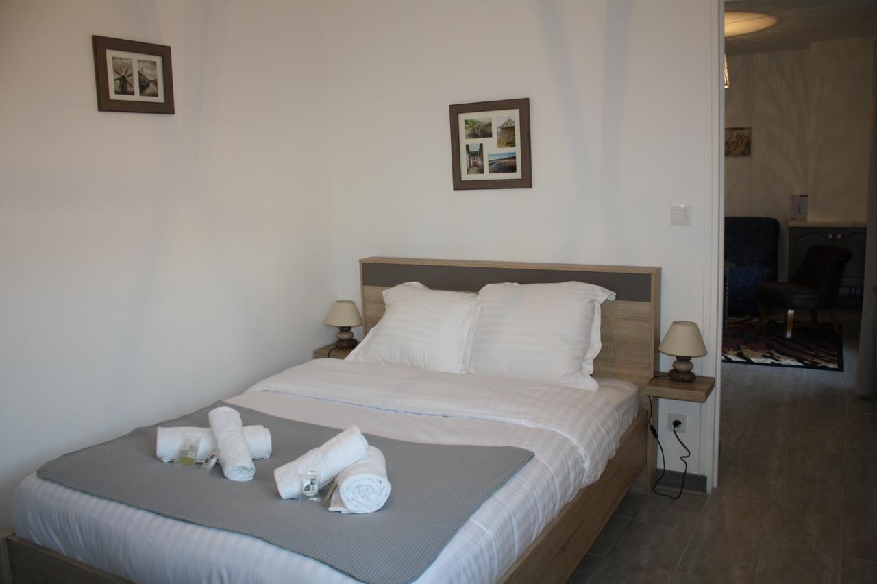 Logis Hotel Chemin Des Dames Le Relais De Fleurette Pontavert 外观 照片